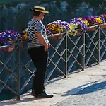Le Finestre sul Borgo Rooms
