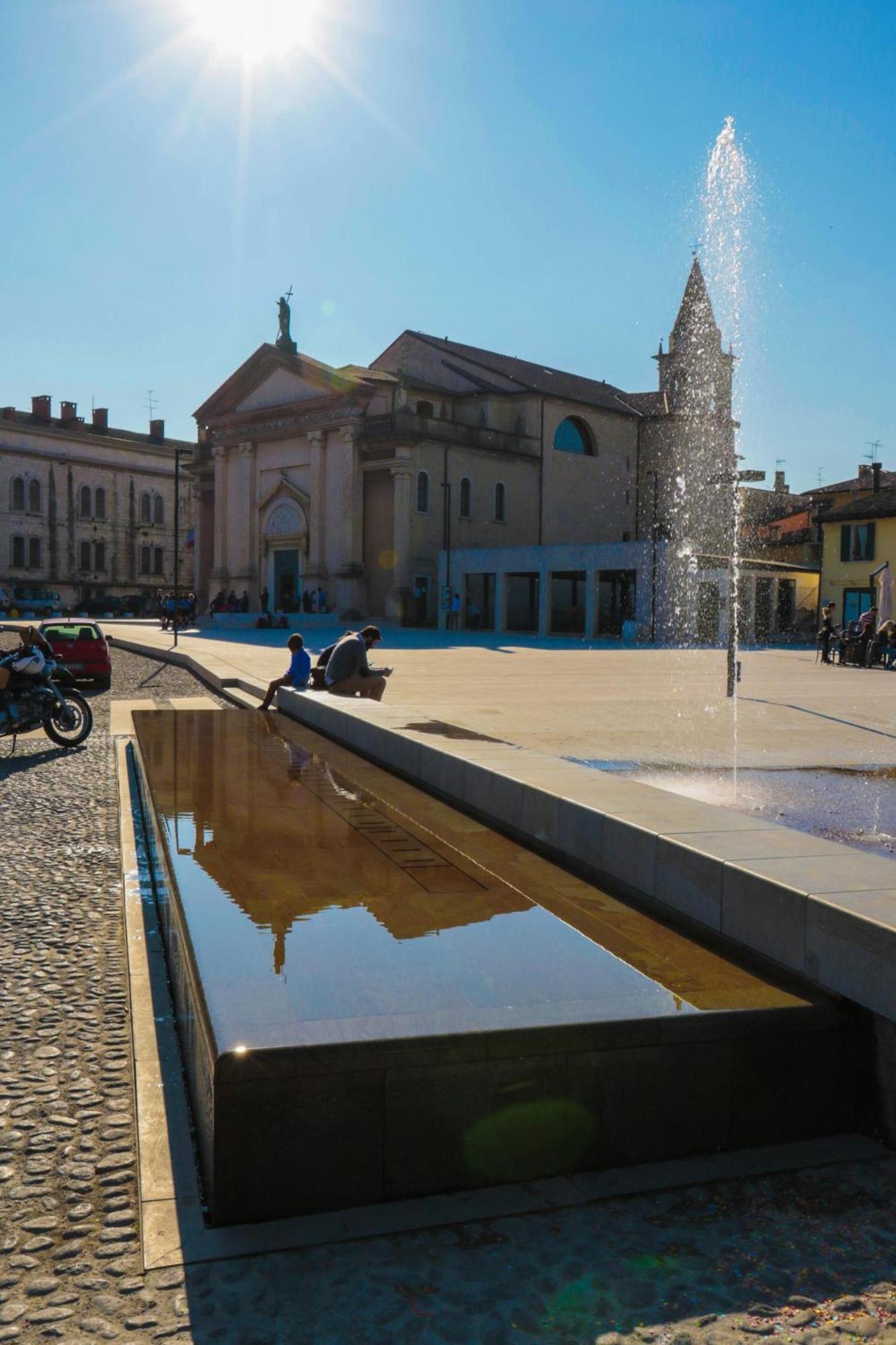 Affittacamere Le Finestre Sul Borgo Peschiera del Garda