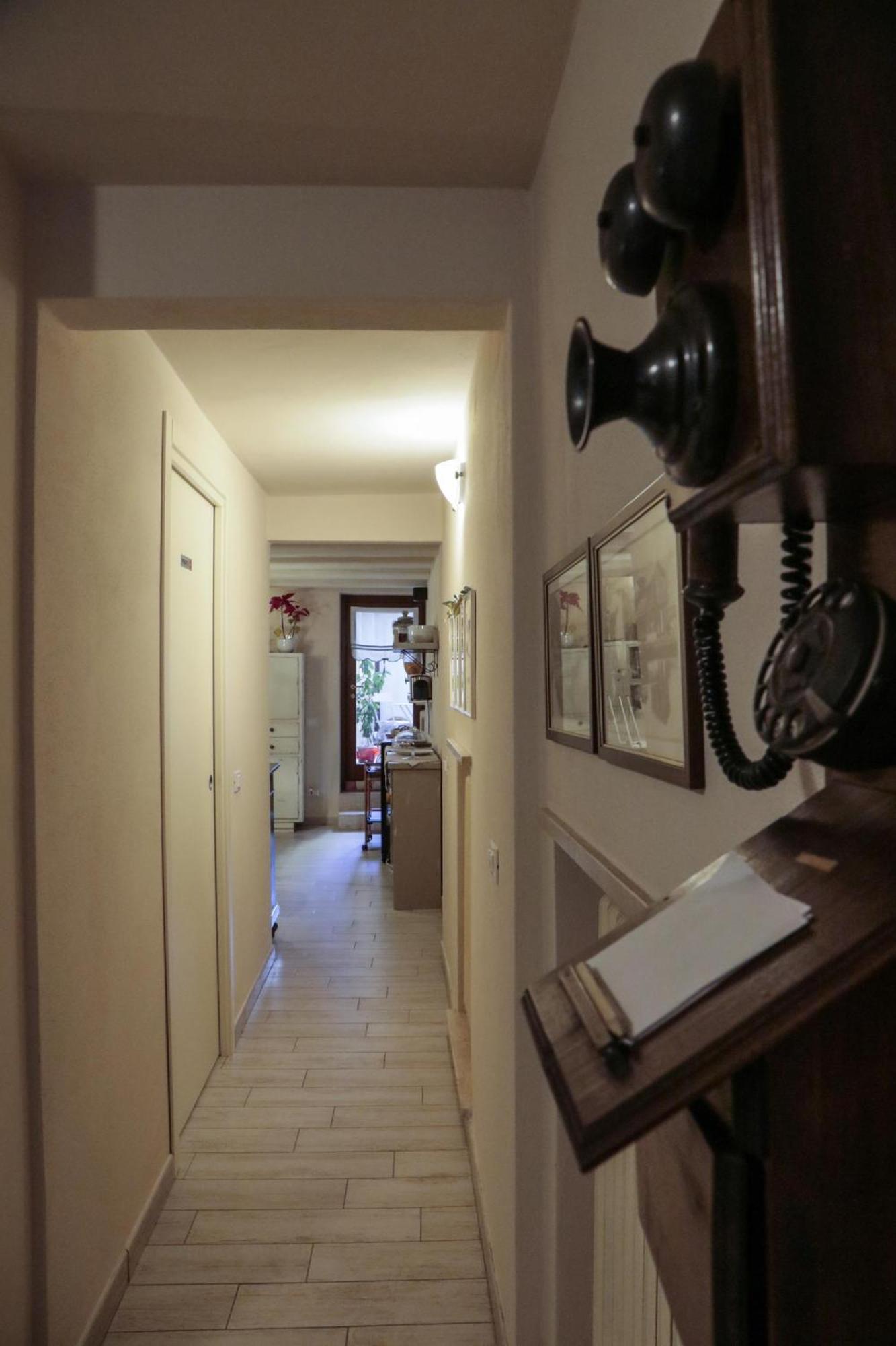Le Finestre Sul Borgo Peschiera del Garda