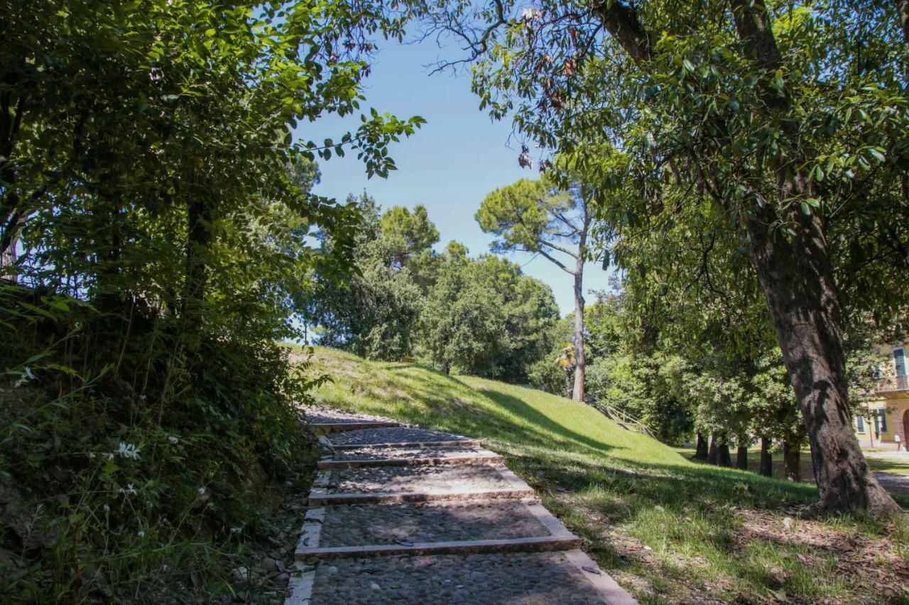 Le Finestre Sul Borgo Affittacamere 3*